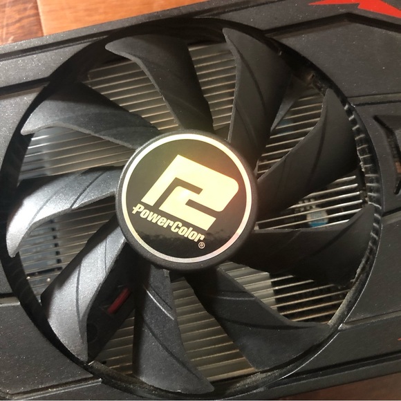 PowerColor AMD Radeon RED DRAGON RX 550 4GB - Picture 2 of 11